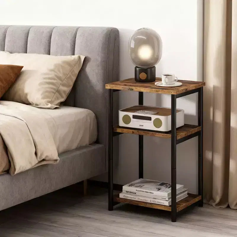 Tavolino a 3 ripiani, tavolino alto con struttura in metallo, tavolini da divano con contenitore per soggiorno, comodino con ripiano portaoggetti per camera da letto, bagno